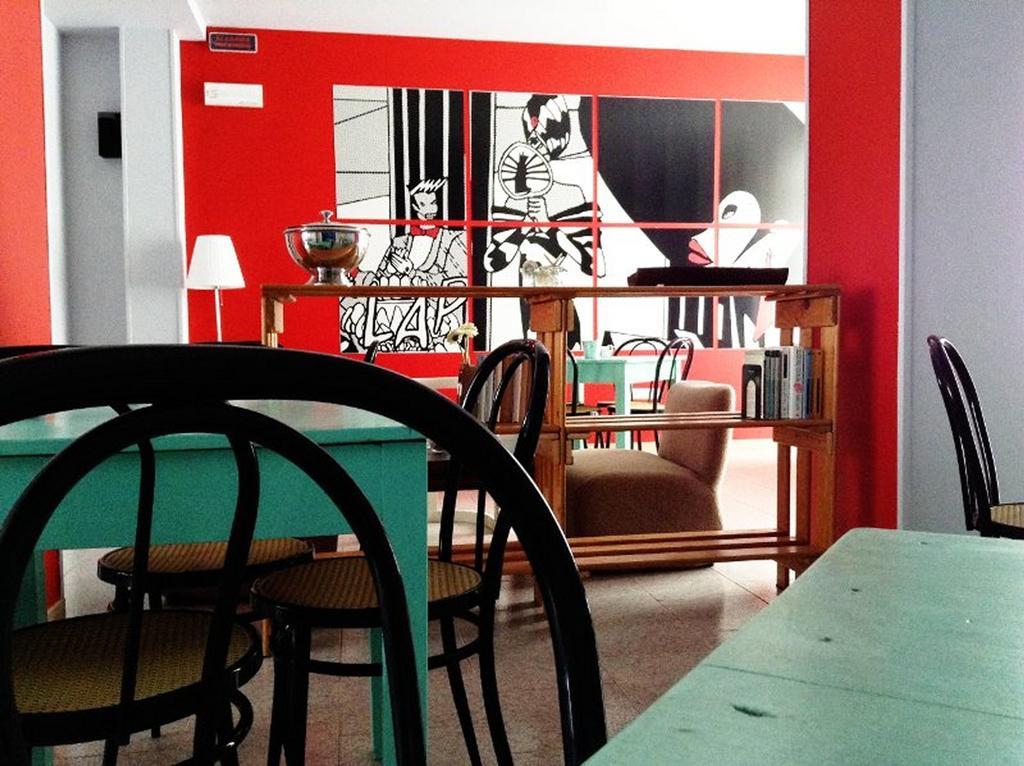 Hotel Byron Solo Per Giovani Riccione Ngoại thất bức ảnh