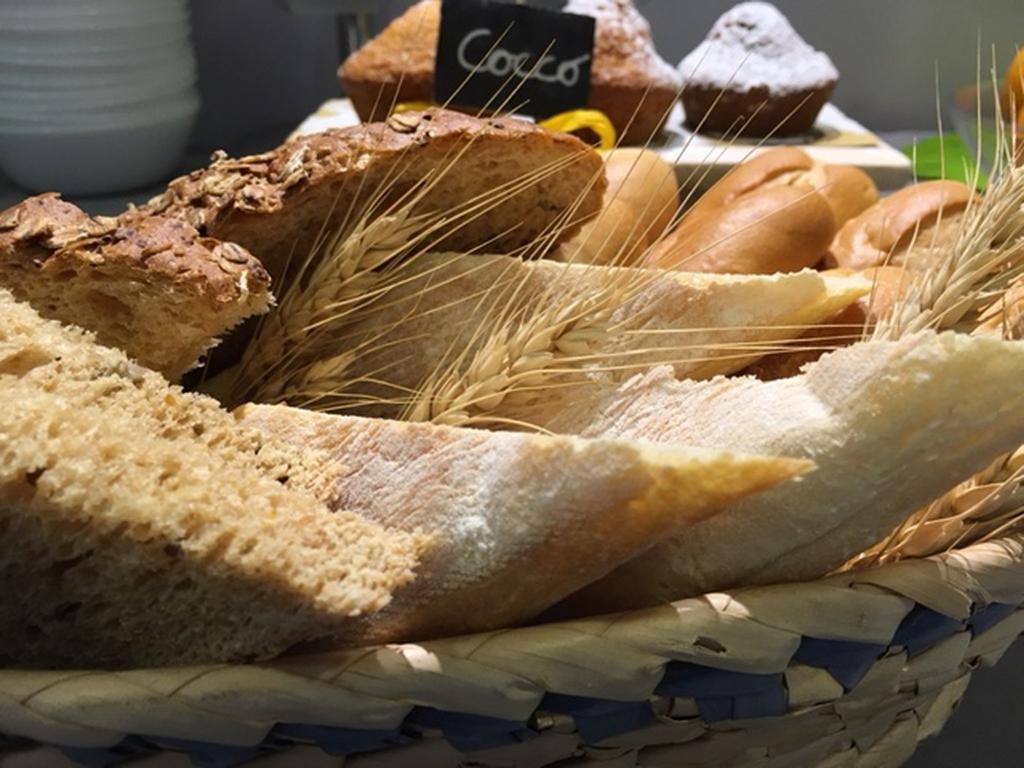 Hotel Byron Solo Per Giovani Riccione Ngoại thất bức ảnh